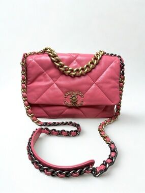 Chanel Chanel 19 Flap Bag — Pink Lambskin